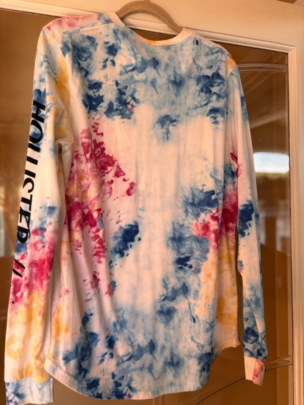 Hollister Multicolor Tie-Dye Long Sleeve Tee - Picture 3 of 4
